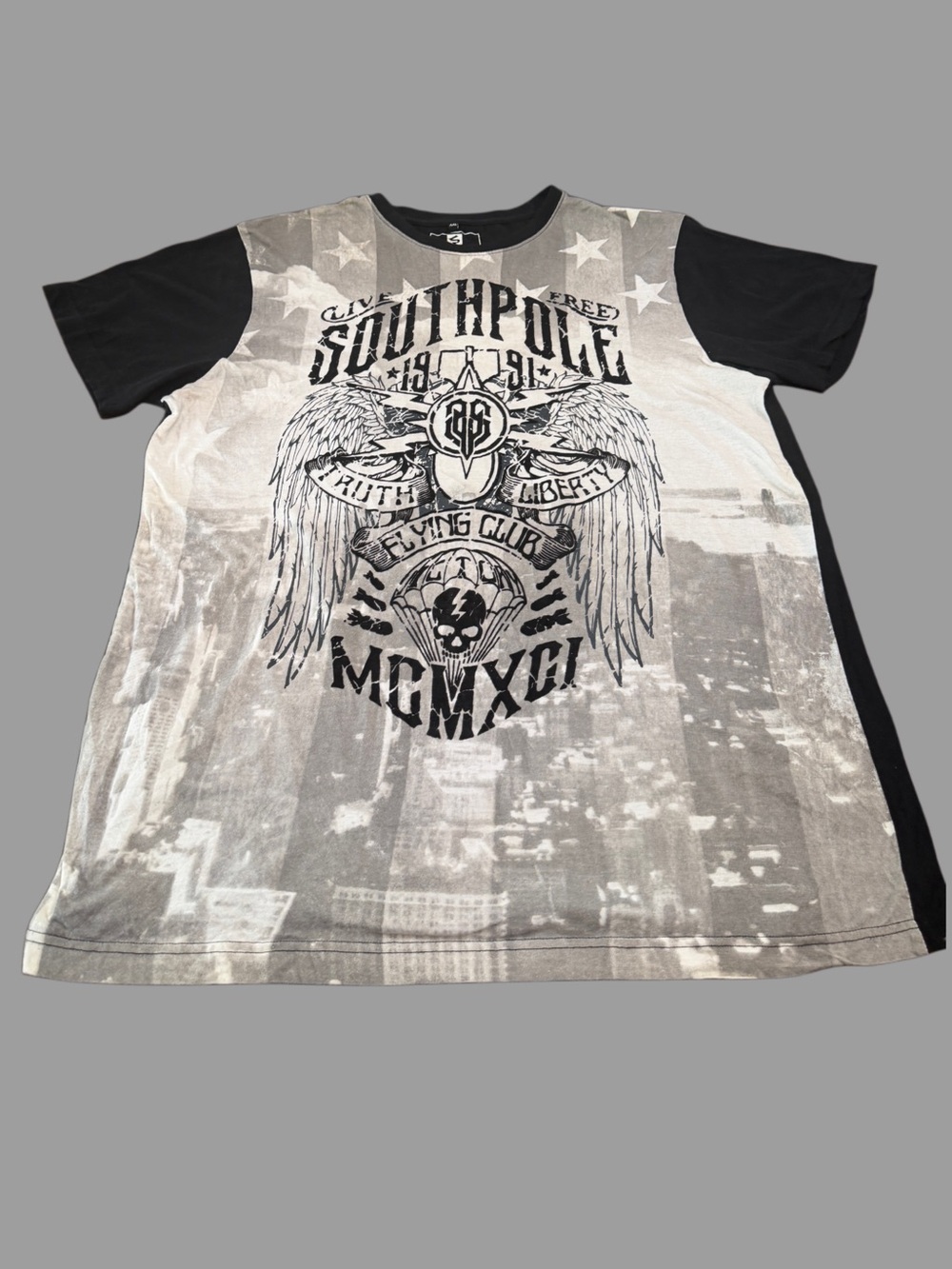 South Pole Men's Black & Gray Graphic Short Sleeve Tee